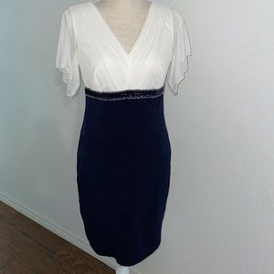 Navy blue and white dress size 6